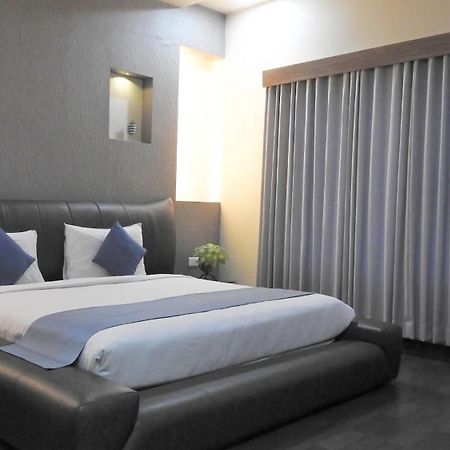 שירדי Hotel Sai Miracle מראה חיצוני תמונה