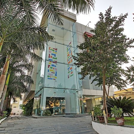 שירדי Hotel Sai Miracle מראה חיצוני תמונה