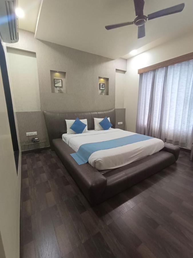 שירדי Hotel Sai Miracle מראה חיצוני תמונה