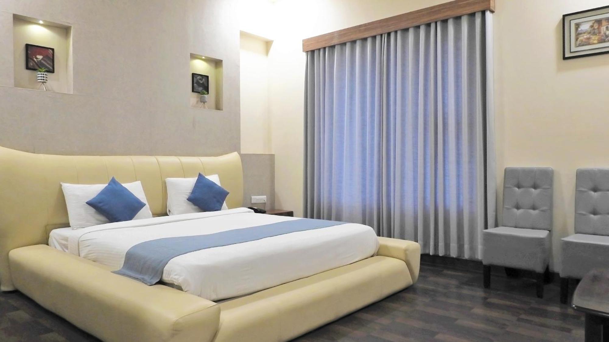שירדי Hotel Sai Miracle מראה חיצוני תמונה