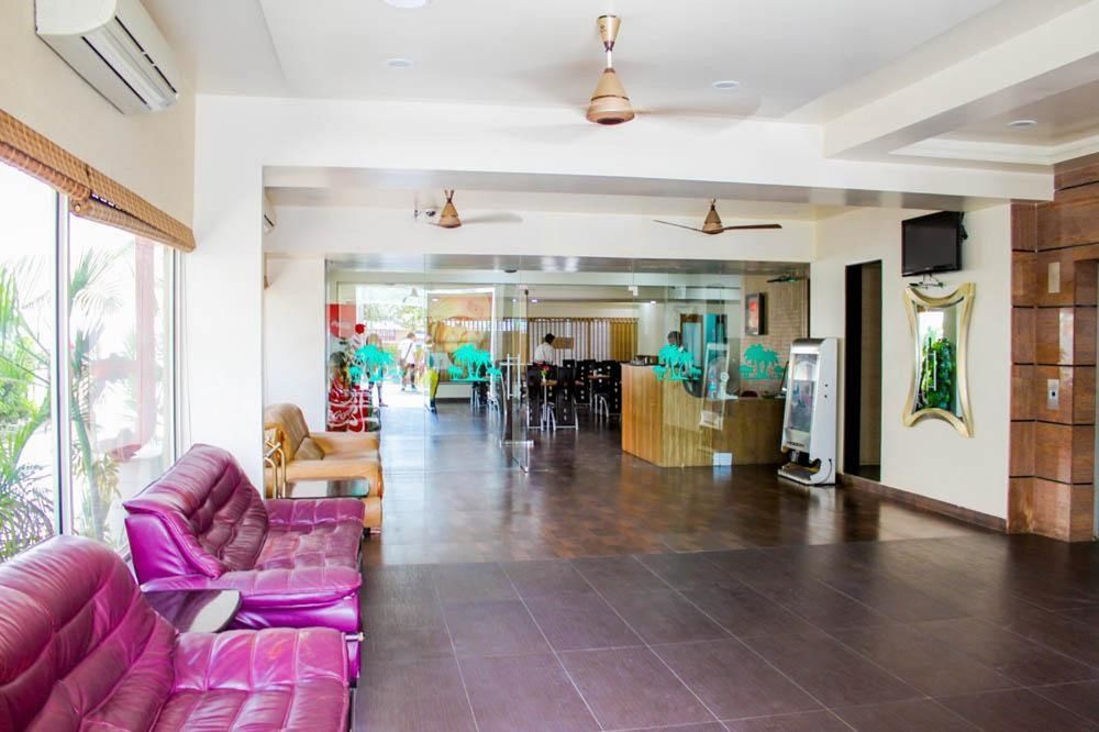 שירדי Hotel Sai Miracle מראה חיצוני תמונה
