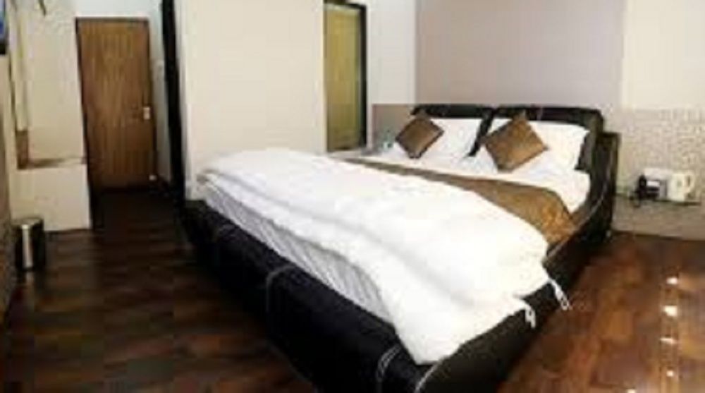 שירדי Hotel Sai Miracle מראה חיצוני תמונה